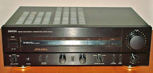 DENON PMA 720 AMPLIFIER
